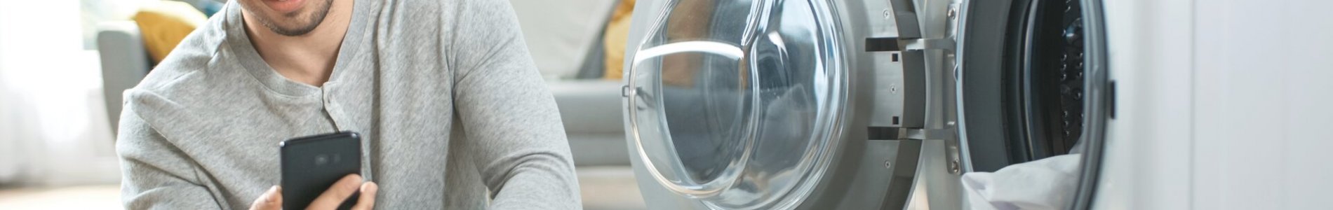 Homme machine a laver