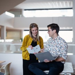 homme et femme facture