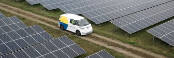 Voiture Vattenfall champs d'éoliennes